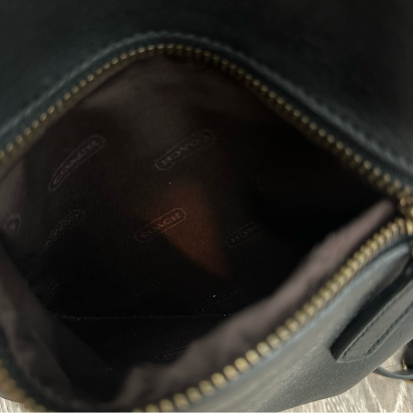 Coach Vintage leather drawstring medium sized backpack. Travel, dark academia main image 10